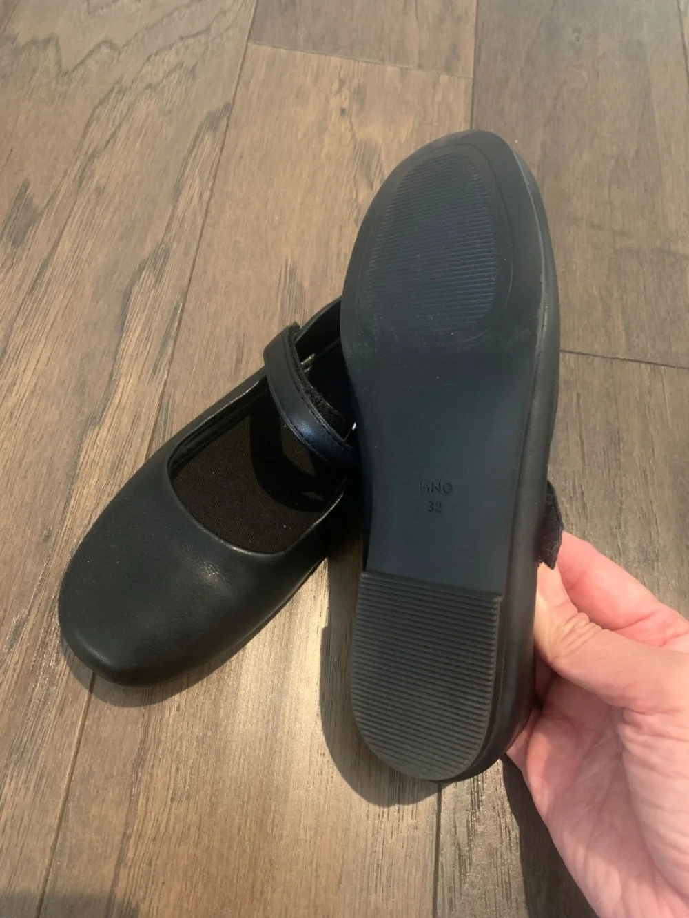 Girls ballerina shoes